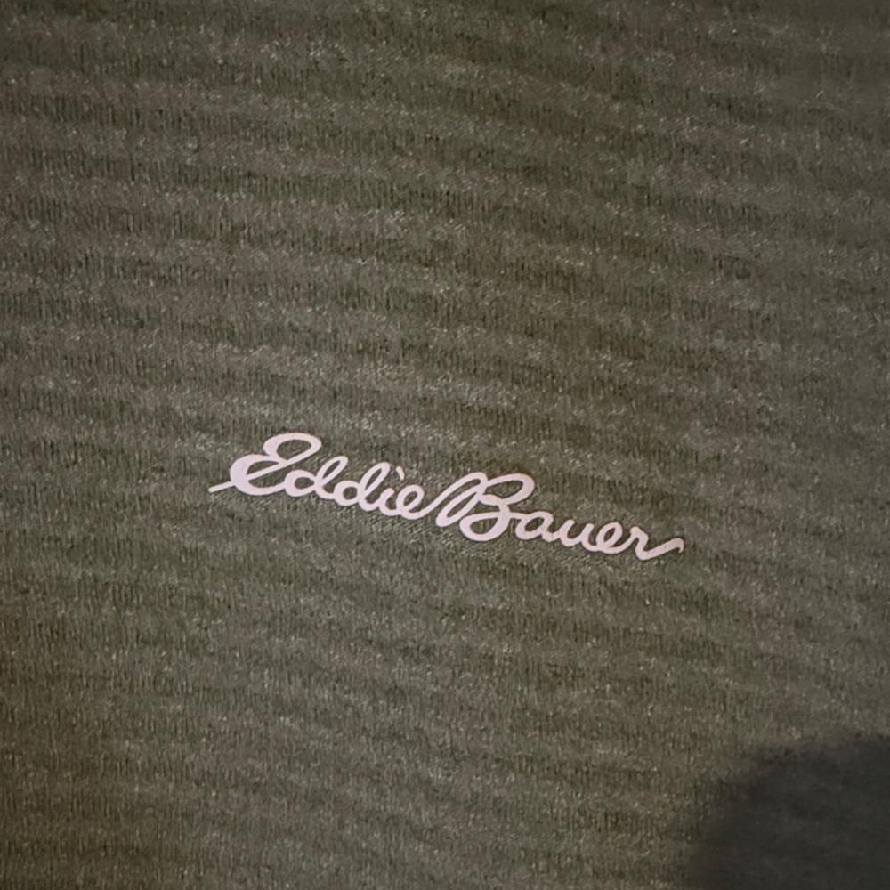 Eddie Bauer Men's Olive Quarter-Zip Jacket - Picture 2 of 8